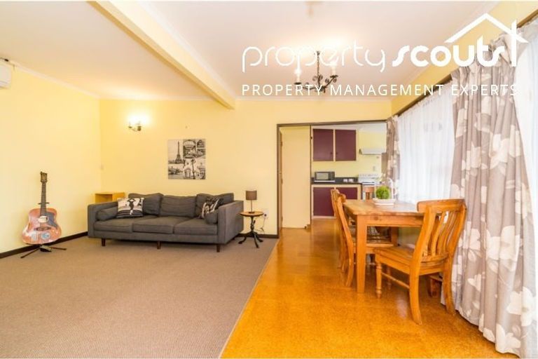 Photo of property in 394 South Road, Caversham, Dunedin, 9012