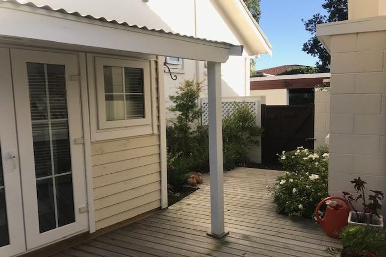 Photo of property in 4/55 Cook Street, Howick, Auckland, 2014