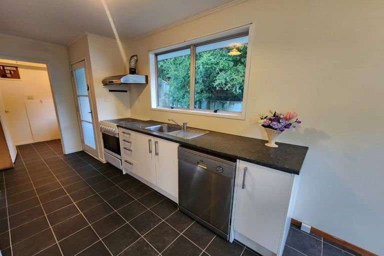 Photo of property in 80 Salamanca Road, Sunnynook, Auckland, 0620