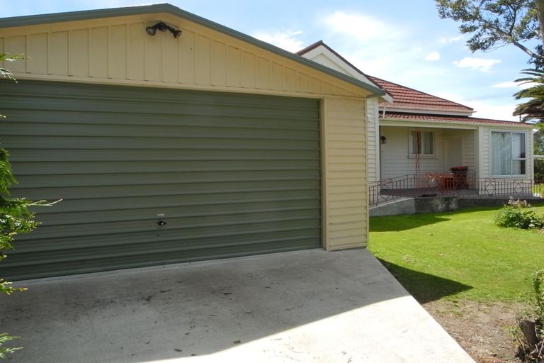 Photo of property in 66 Rhodes Street, Waimate, 7924