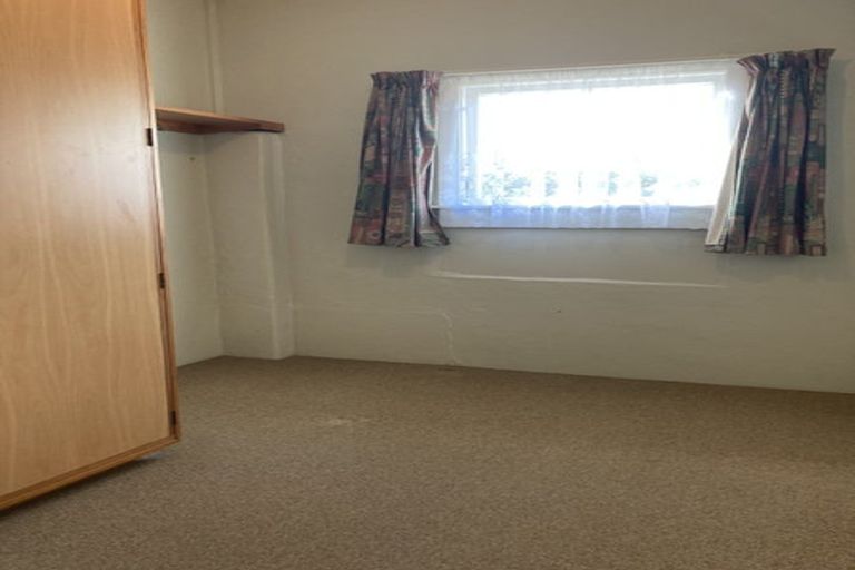 Photo of property in 42 Blake Street, Waitara, 4320