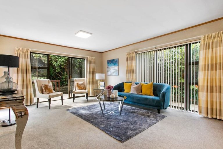 Photo of property in 2/30 Honeysuckle Lane, Mairangi Bay, Auckland, 0630