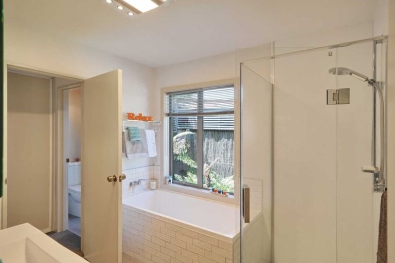 Photo of property in 2/121 Barrington Street, Somerfield, Christchurch, 8024