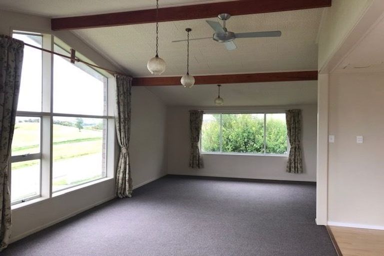 Photo of property in 49 Whaka Street, Maungaturoto, 0520