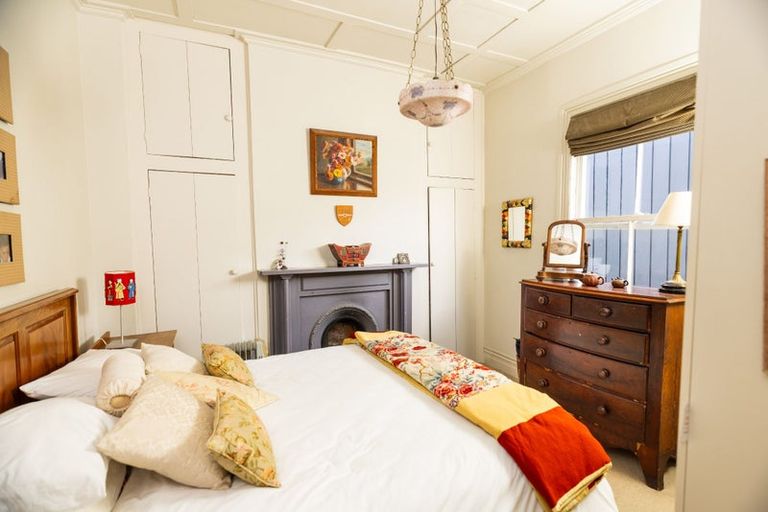 Photo of property in 104 Bassett Road, Remuera, Auckland, 1050