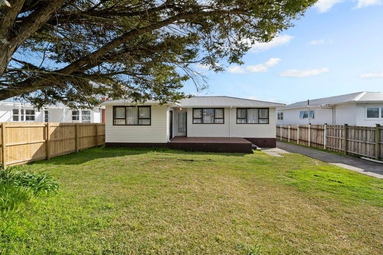 Photo of property in 130 Forrest Hill Road, Forrest Hill, Auckland, 0620