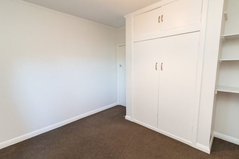 Photo of property in 82 Pembroke Road, Northland, Wellington, 6012