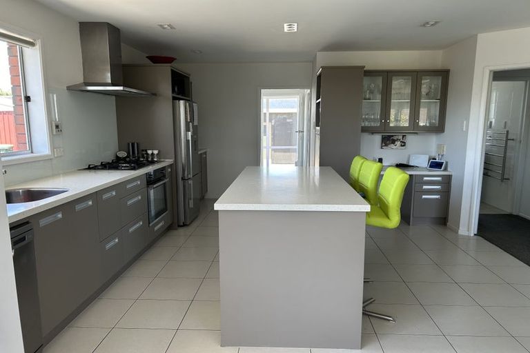 Photo of property in 23 Truby King Street, Merrilands, New Plymouth, 4312
