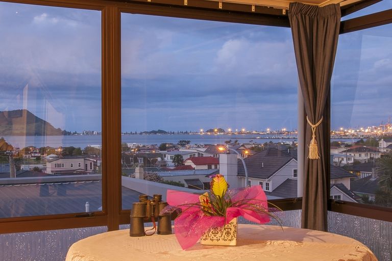 Photo of property in 21b Seaview Road, Otumoetai, Tauranga, 3110