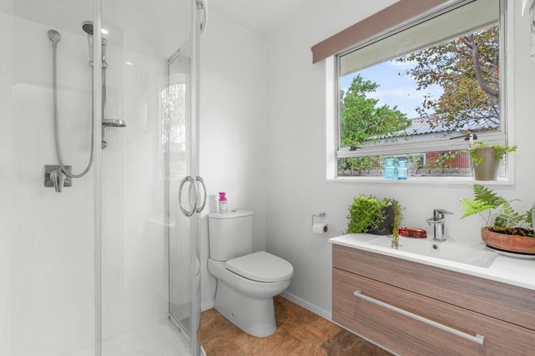 Photo of property in 221 Breezes Road, Aranui, Christchurch, 8061
