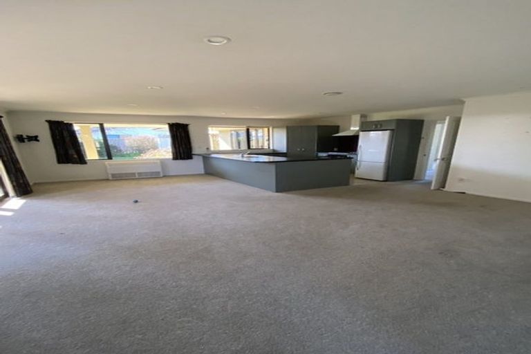 Photo of property in 18 Kendall View, Stoke, Nelson, 7011