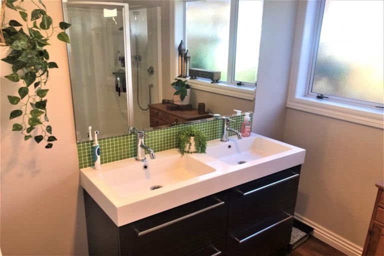 Photo of property in 91 Centennial Avenue, Waitara, 4320