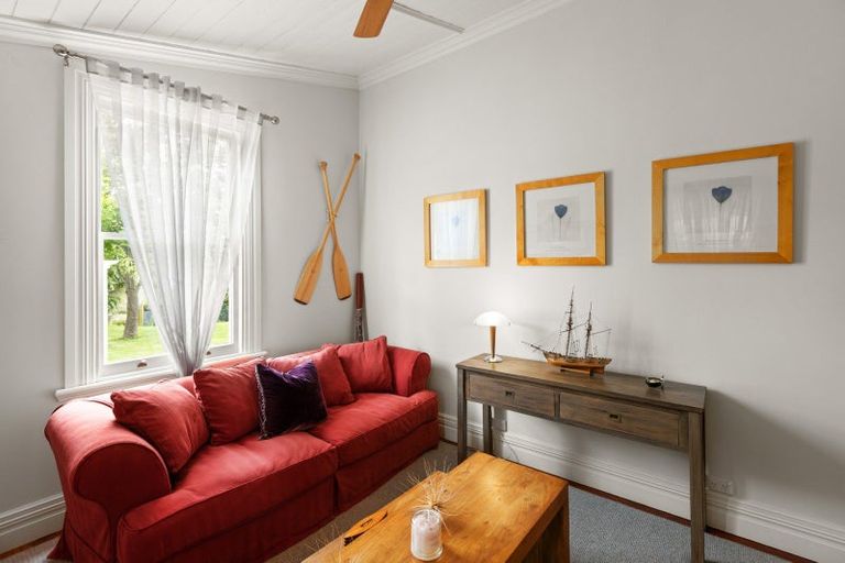 Photo of property in 52 Waipuka Road, Waimarama, Havelock North, 4294