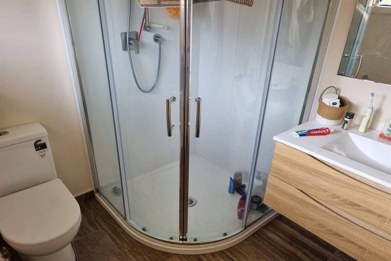 Photo of property in 51a Salisbury Road, Birkdale, Auckland, 0626