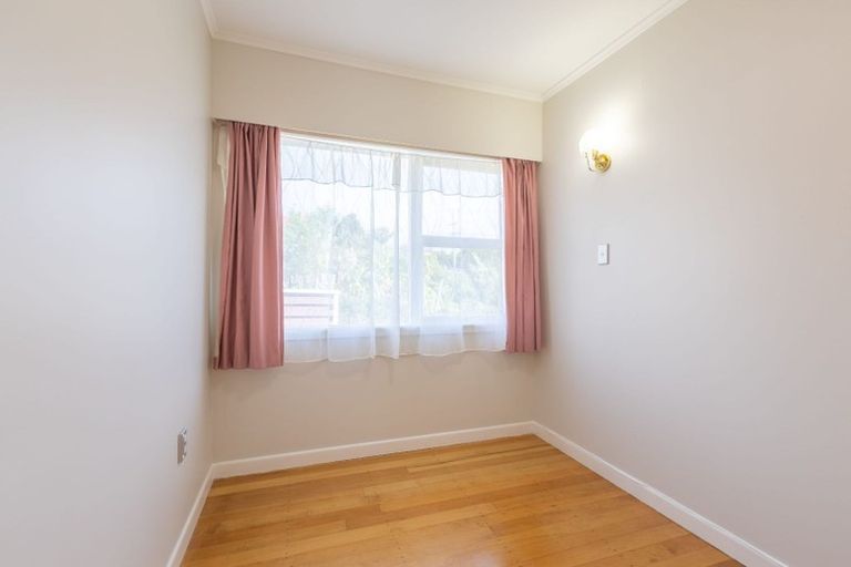 Photo of property in 181 Coronation Road, Hillcrest, Auckland, 0627
