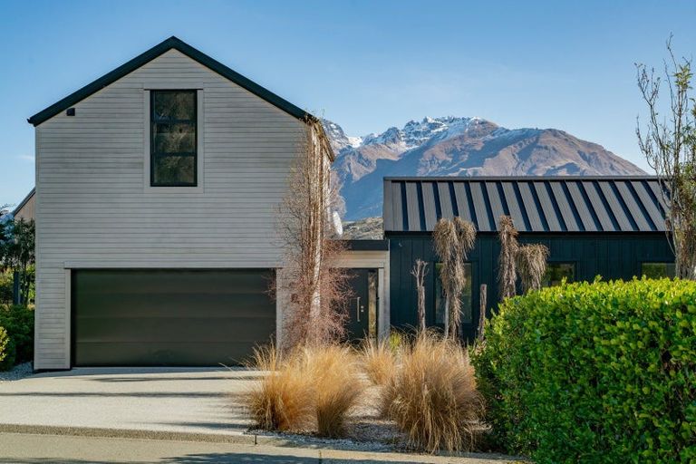 Photo of property in 7 Polperro Court, Jacks Point, Queenstown, 9371