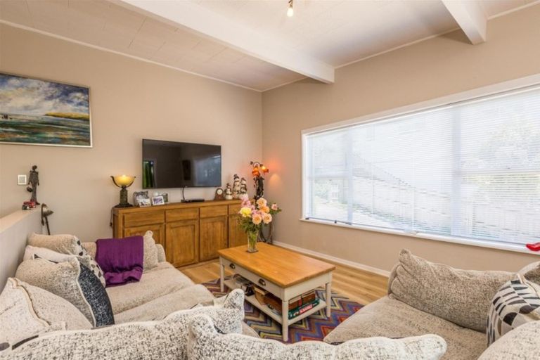 Photo of property in 31 Tauroa Road, Havelock North, 4130