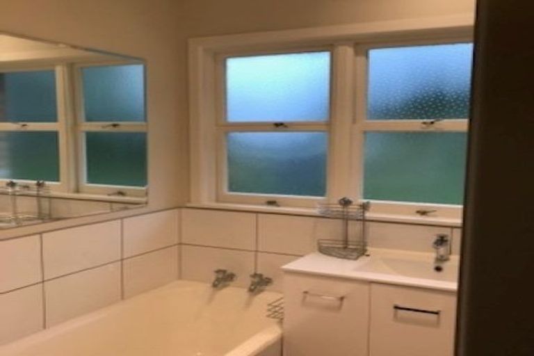 Photo of property in 34 Windsor Road, Bellevue, Tauranga, 3110