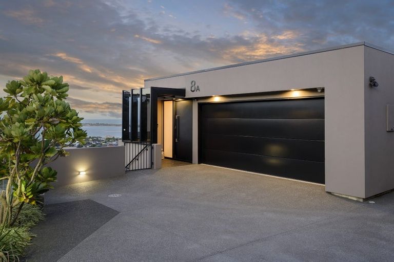 Photo of property in 8a Mandalay Lane, Redcliffs, Christchurch, 8081