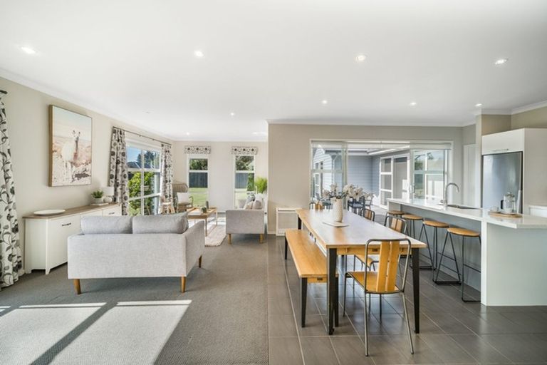 Photo of property in 7 Barnsley Crescent, West Melton, 7618