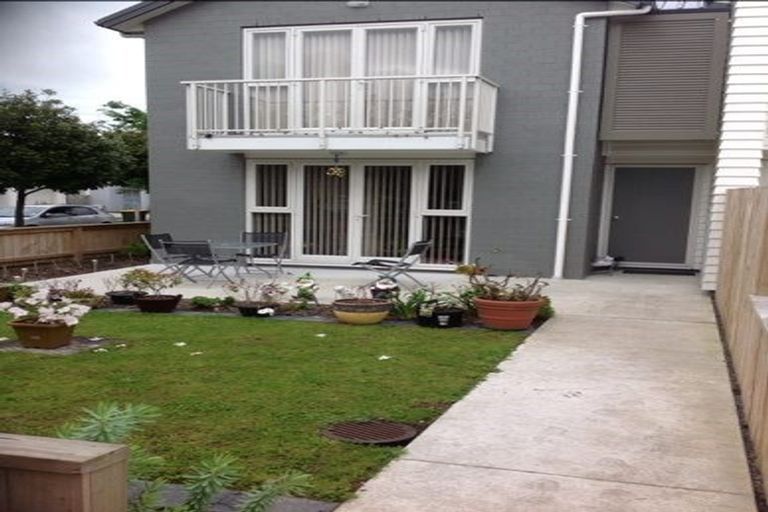 Photo of property in 63 Phar Lap Crescent, Takanini, 2112