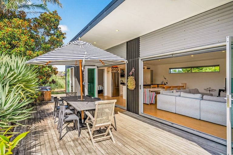 Photo of property in 10 Ti Tree Place, Mangawhai Heads, Mangawhai, 0505
