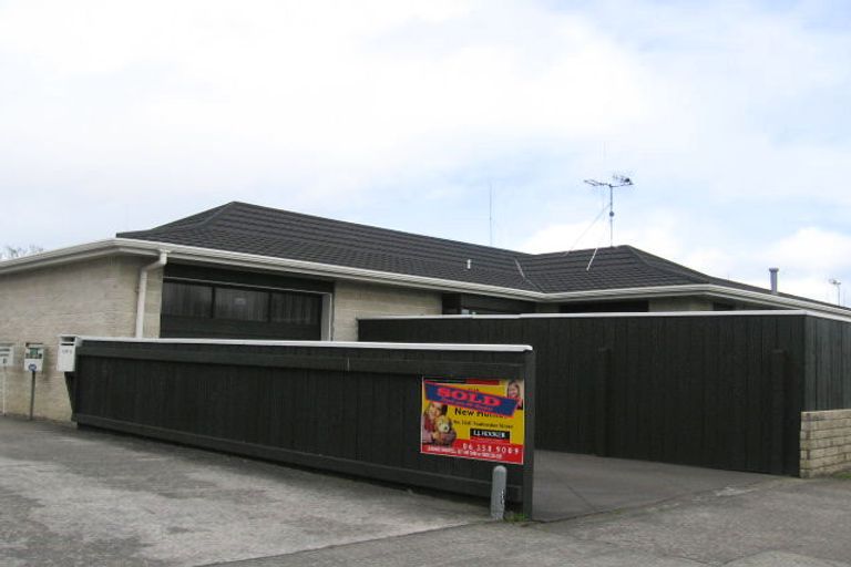Photo of property in 336a Featherston Street, Palmerston North, 4414