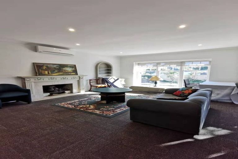 Photo of property in 157 Fendalton Road, Fendalton, Christchurch, 8041