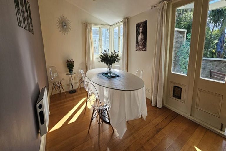 Photo of property in 106 Calliope Road, Stanley Point, Auckland, 0624