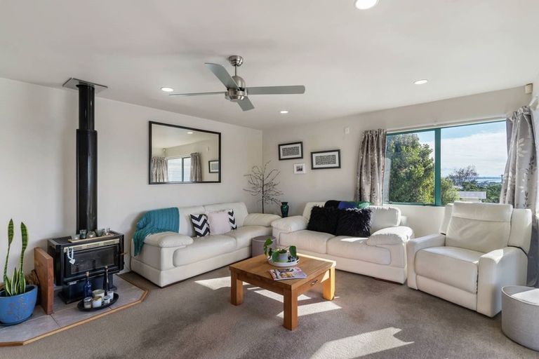 Photo of property in 11 Karaka Road, Beachlands, Auckland, 2018