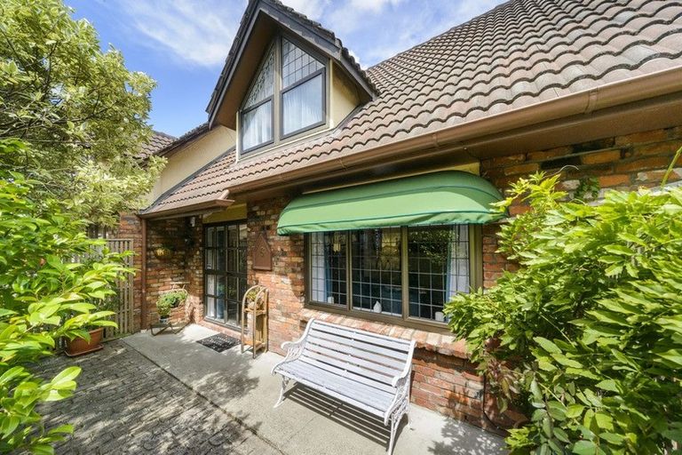 Photo of property in 6/141 Fitzherbert Avenue, West End, Palmerston North, 4410