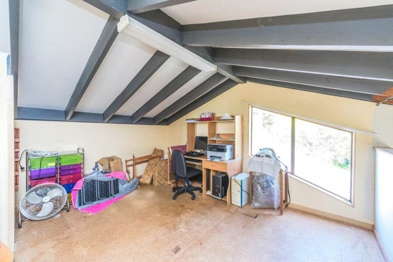 Photo of property in 16 Monowai Place, Westbrook, Palmerston North, 4412