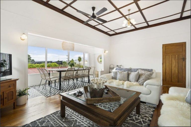 Photo of property in 50a Ngataringa Road, Devonport, Auckland, 0624