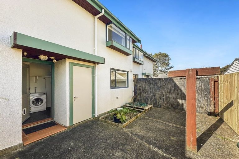 Photo of property in 30 Mcbain Grove, Avalon, Lower Hutt, 5011