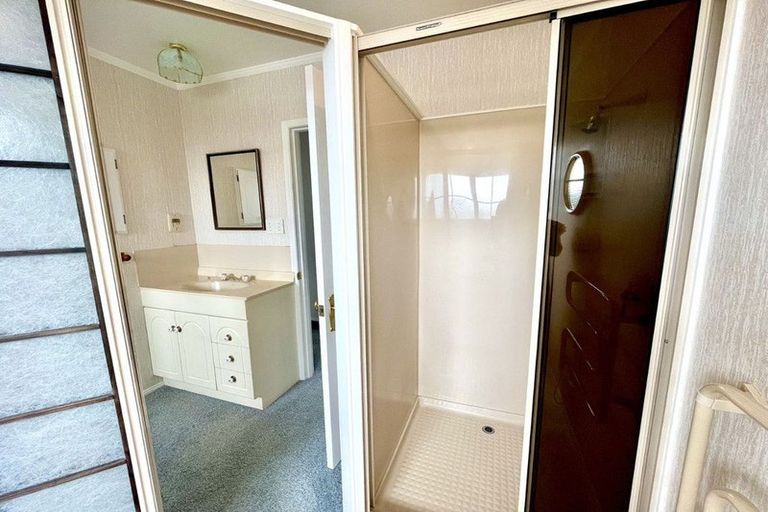 Photo of property in 56 Richards Avenue, Forrest Hill, Auckland, 0620