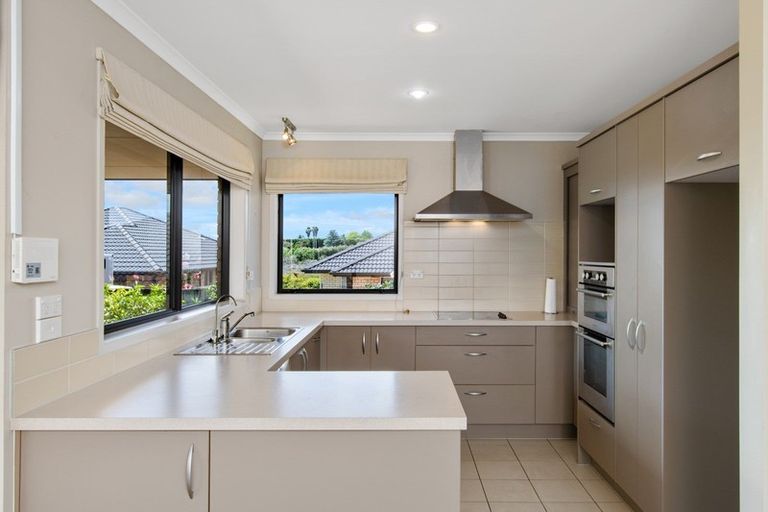 Photo of property in 33 Malta Crescent, Katikati, 3129