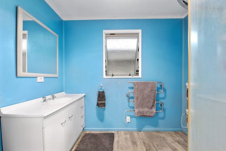 Photo of property in 37 Barnard Road, Fairy Springs, Rotorua, 3015