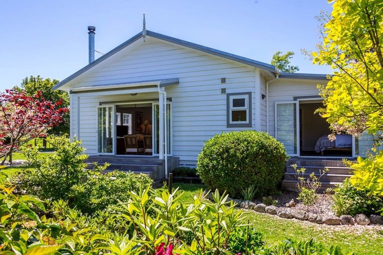 Photo of property in 822 Chester Road, West Taratahi, Carterton, 5791