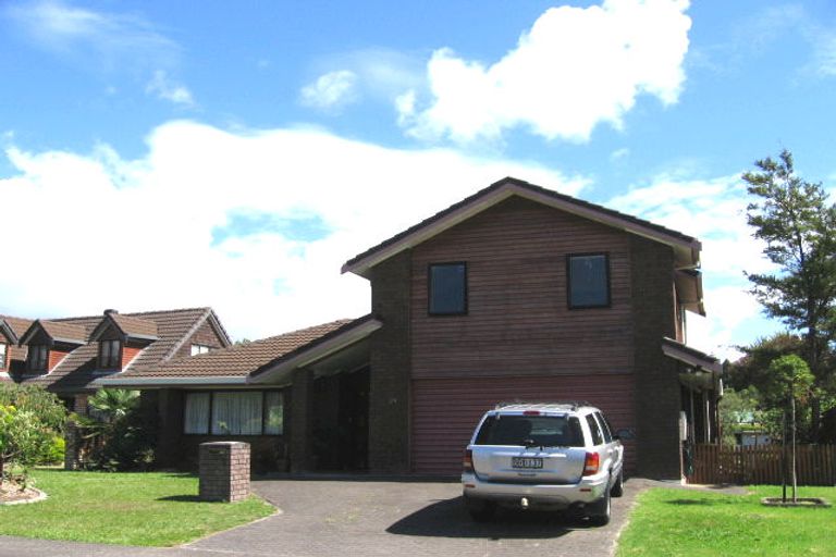 Photo of property in 29 Uppingham Crescent, Hillcrest, Auckland, 0627