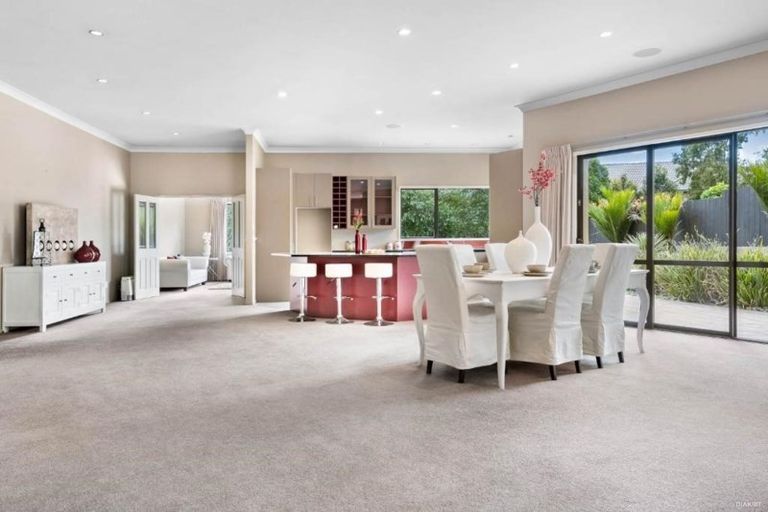 Photo of property in 52 Shelter Drive, Greenhithe, Auckland, 0632