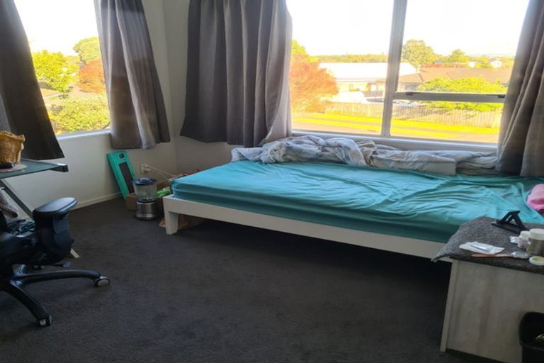 Photo of property in 13 Funnell Place, Manurewa, Auckland, 2102
