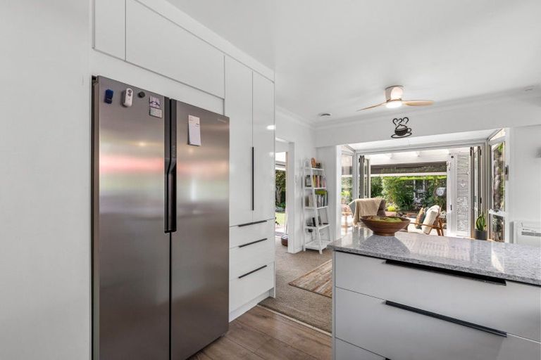 Photo of property in 2 Columba Place, Matua, Tauranga, 3110