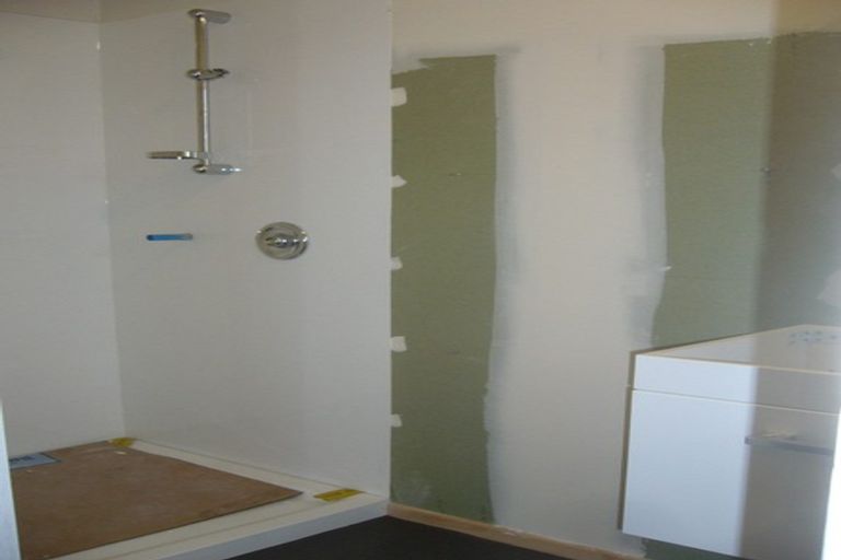 Photo of property in 16-18 Levy Street, Mount Victoria, Wellington, 6011