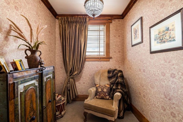 Photo of property in 83 Brougham Street, New Plymouth, 4310