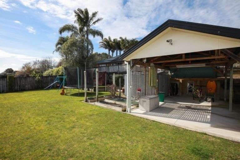 Photo of property in 33 Twickenham Place, Nawton, Hamilton, 3200