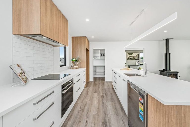 Photo of property in 1 Cedric Place, Darfield, 7510