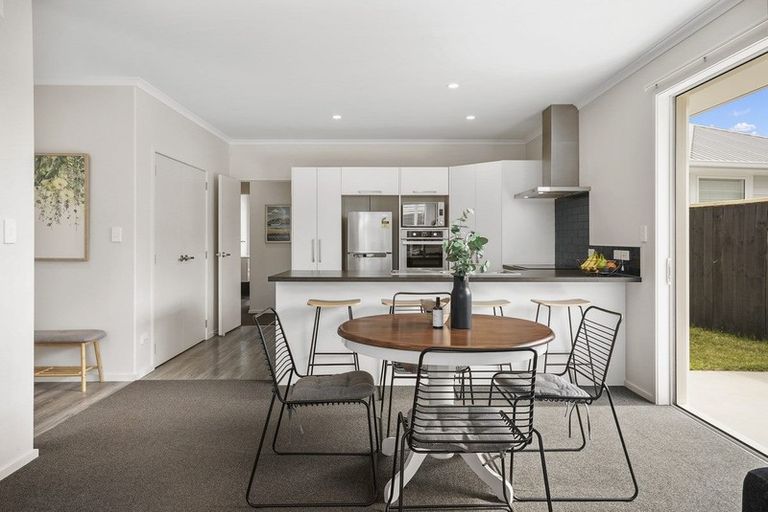 Photo of property in 10 Toi Place, Papamoa, 3118