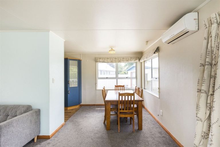 Photo of property in 65 Apollo Parade, Milson, Palmerston North, 4414