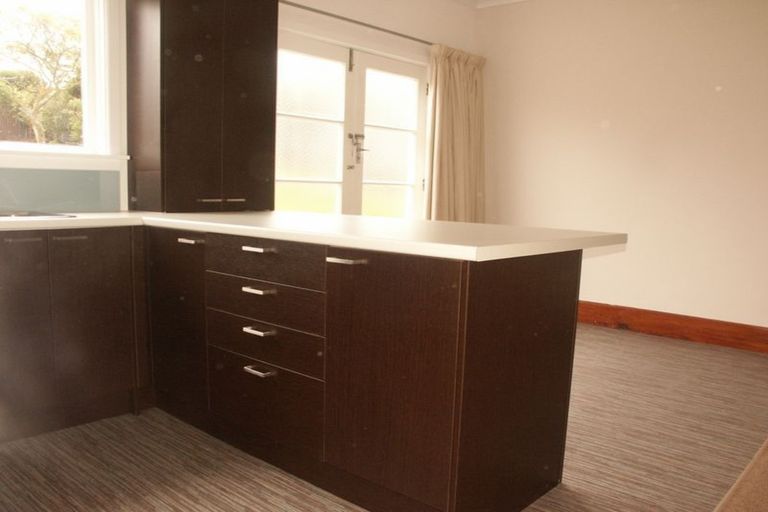 Photo of property in 27 Oakland Street, Andersons Bay, Dunedin, 9013