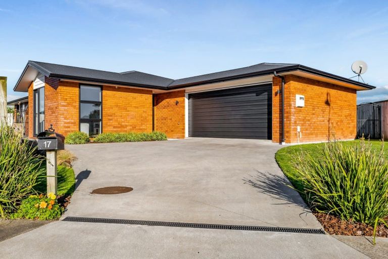 Photo of property in 17 Jersey Place, Bell Block, New Plymouth, 4312